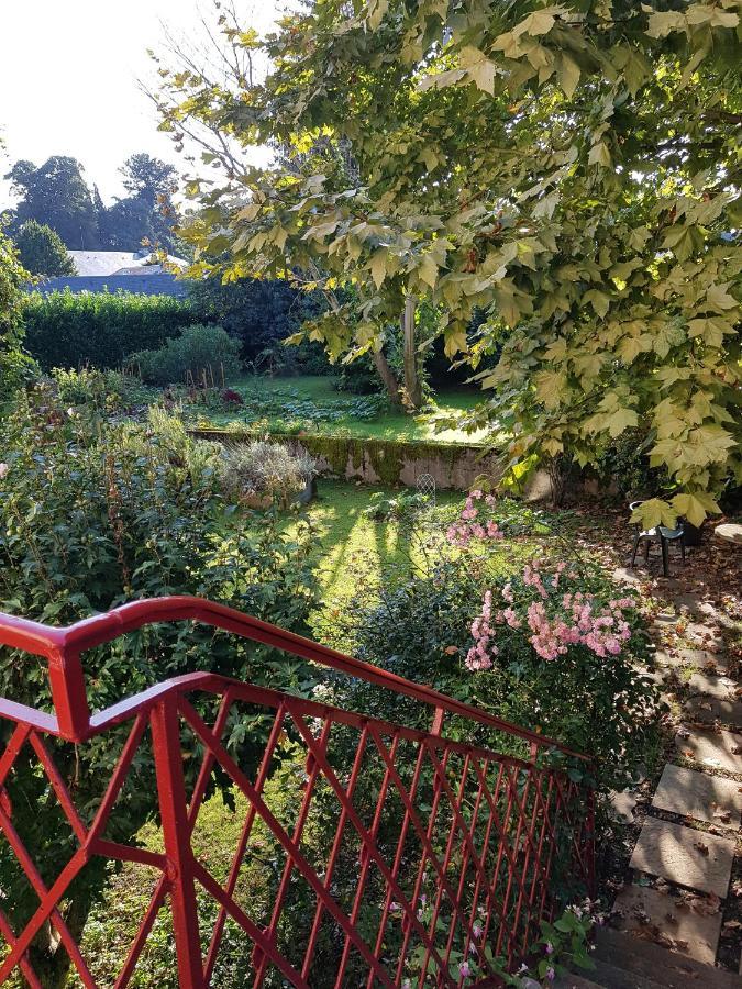 Bed and Breakfast Le Bearn Sous Les Toits Nay  Exterior foto